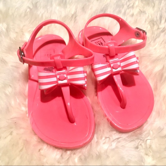 gap jelly sandals